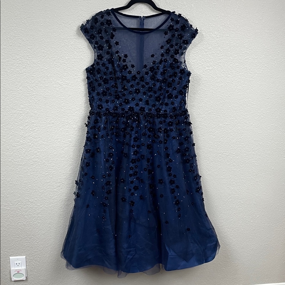 NWT Mac Duggal 67910 Floral Applique Tea Dress Fit Flare Illusion Neck Midnight - Picture 3 of 12
